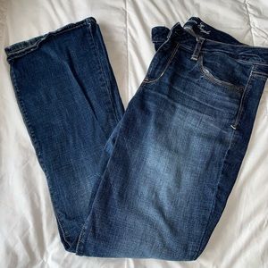 American Eagle Skinny Kick Jeans